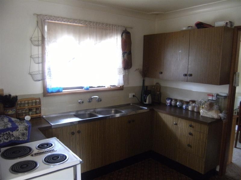 6 Meurer Court, Dubbo NSW 2830