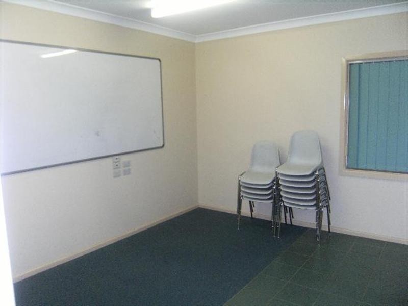 32 Purvis Lane, Dubbo NSW 2830
