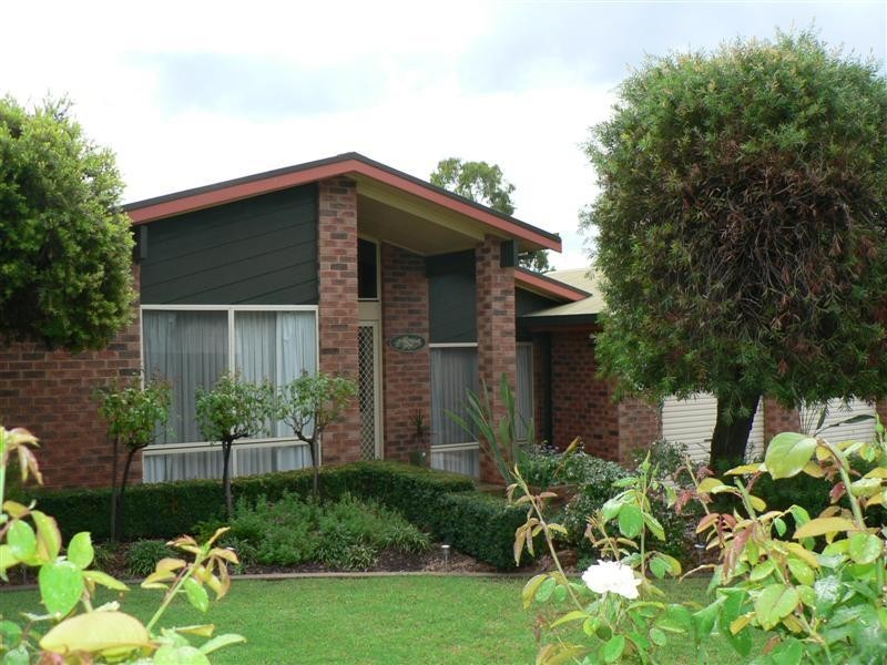 26 Bell Avenue, Dubbo NSW 2830