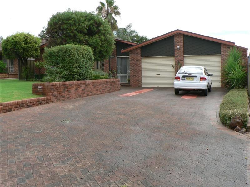 26 Bell Avenue, Dubbo NSW 2830