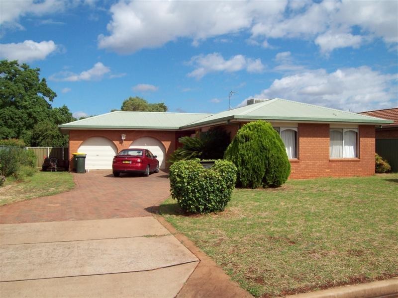 5 Eyre Street, Dubbo NSW 2830