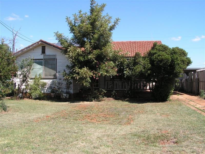 104 Yaruga Street, Dubbo NSW 2830