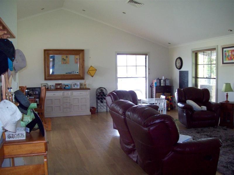 8 Torryburn Way, Dubbo NSW 2830