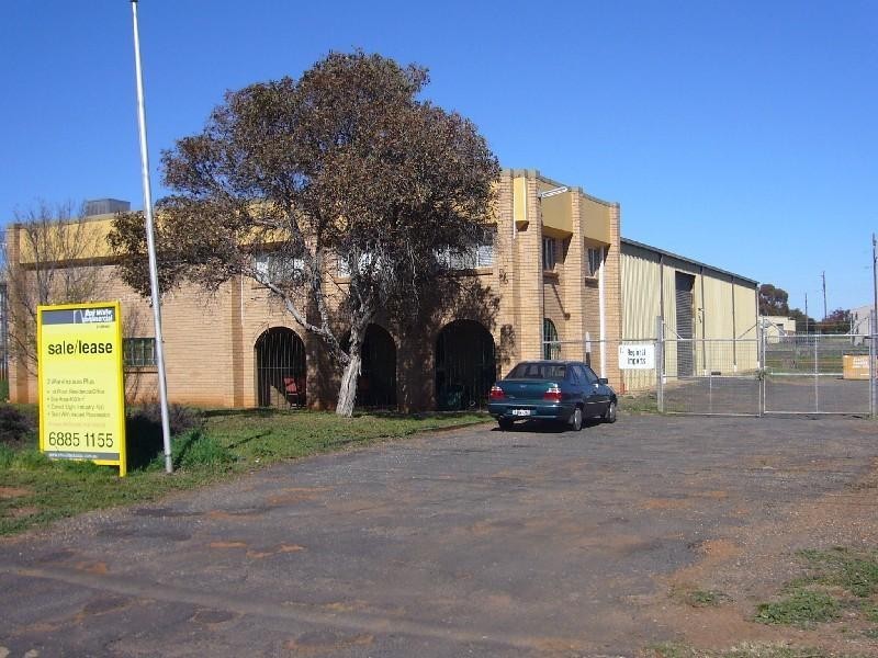 9 Douglas Mawson Drive, Dubbo NSW 2830