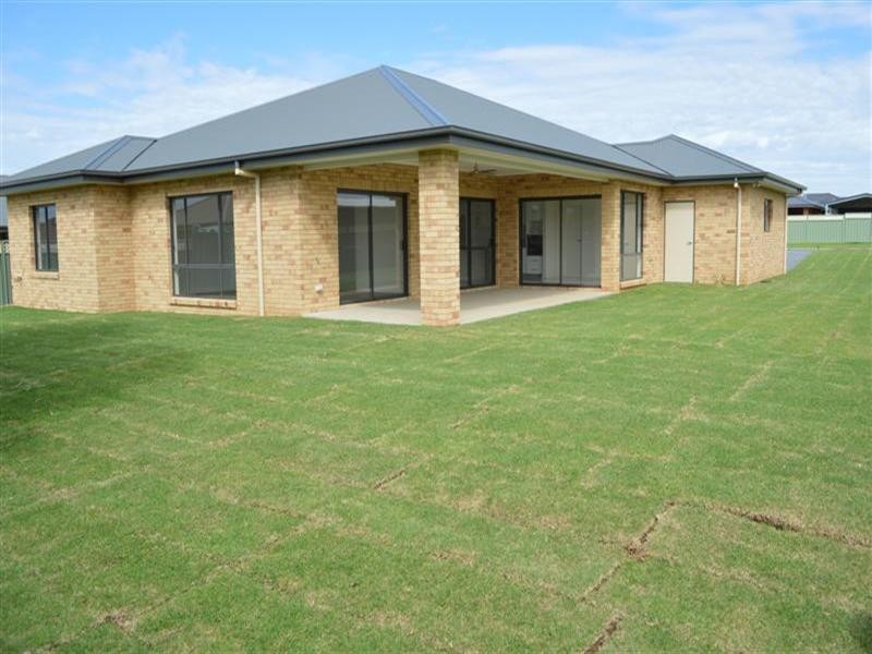 3 Crossroads Drive, Dubbo NSW 2830