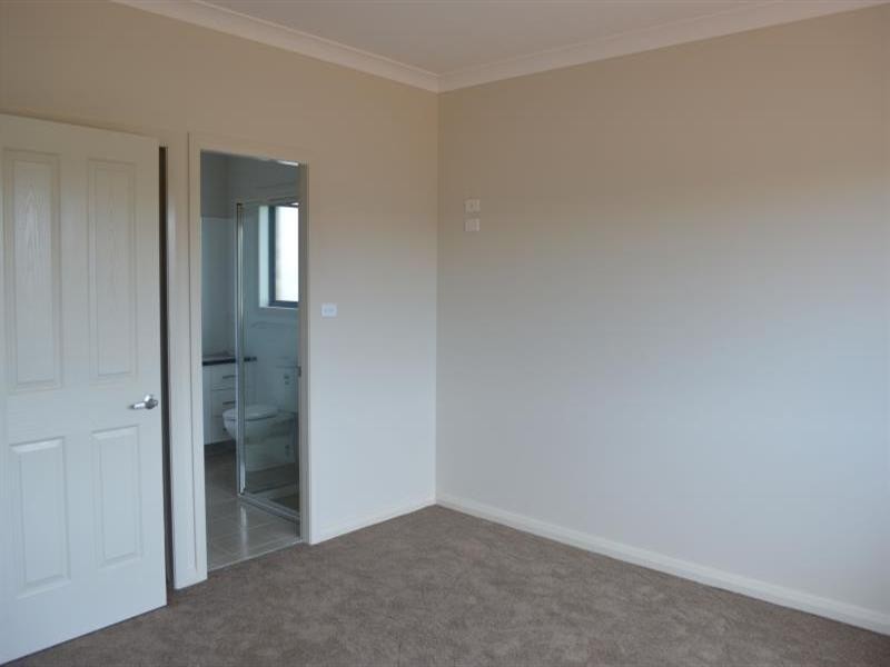3 Crossroads Drive, Dubbo NSW 2830