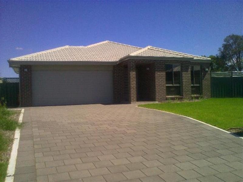 30 Ritz Place, Dubbo NSW 2830