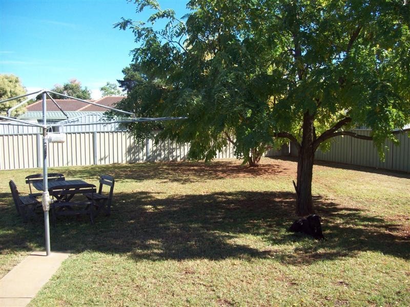 9 York Street, Dubbo NSW 2830