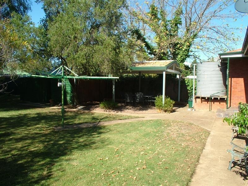 76 Taylor Street, Dubbo NSW 2830