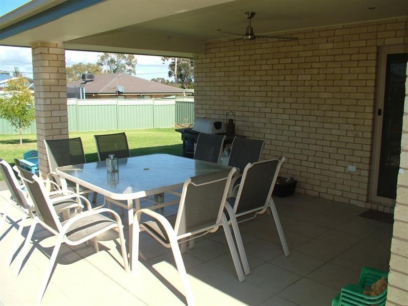 66 Dunheved Crescent, Dubbo NSW 2830