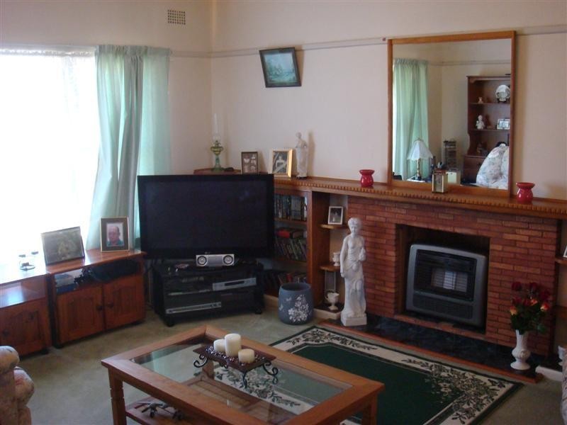 111 Cathundril Street, Narromine NSW 2821