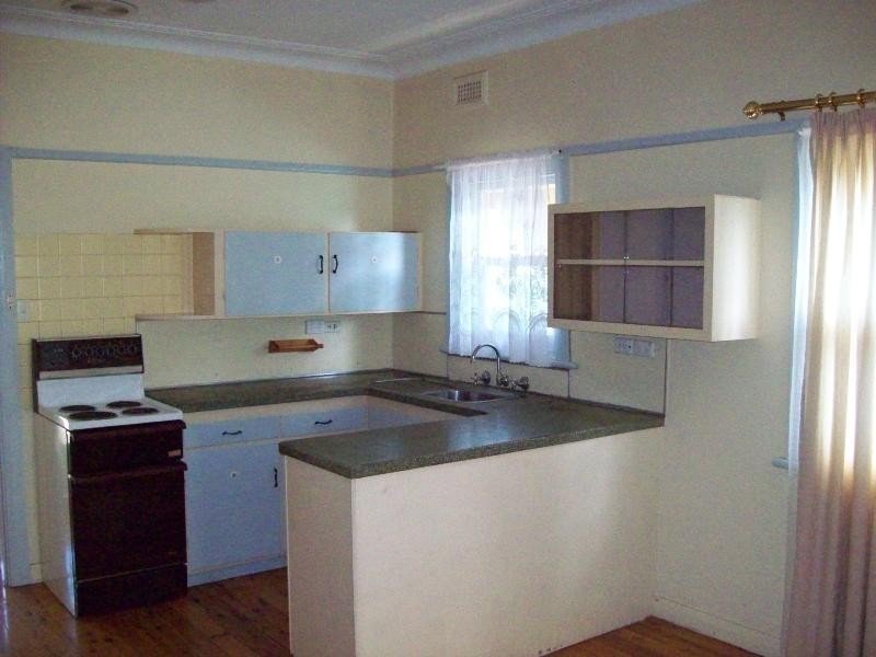 11 MacDonald Street, Dubbo NSW 2830