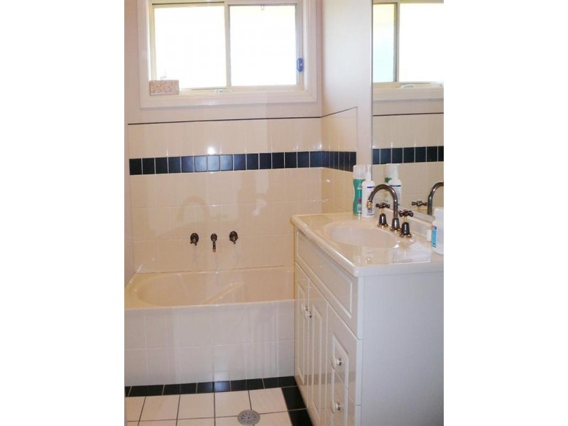 2/244 Fitzroy Street, Dubbo NSW 2830