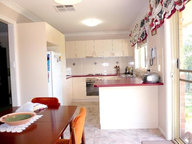 2/244 Fitzroy Street, Dubbo NSW 2830