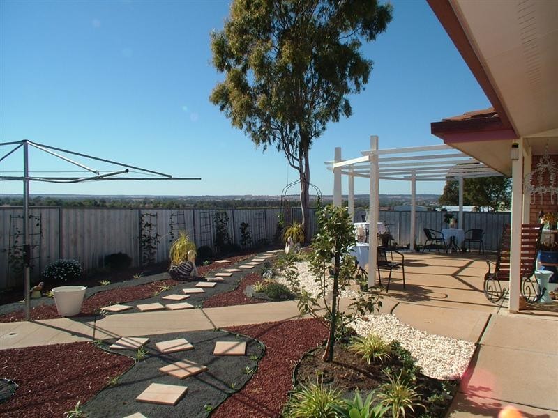 33 Salter Drive, Dubbo NSW 2830
