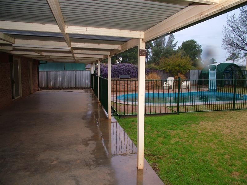 102 Birch Street, Narromine NSW 2821