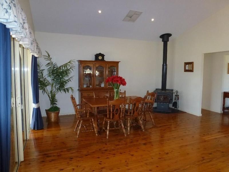 25 Torryburn Way, Dubbo NSW 2830