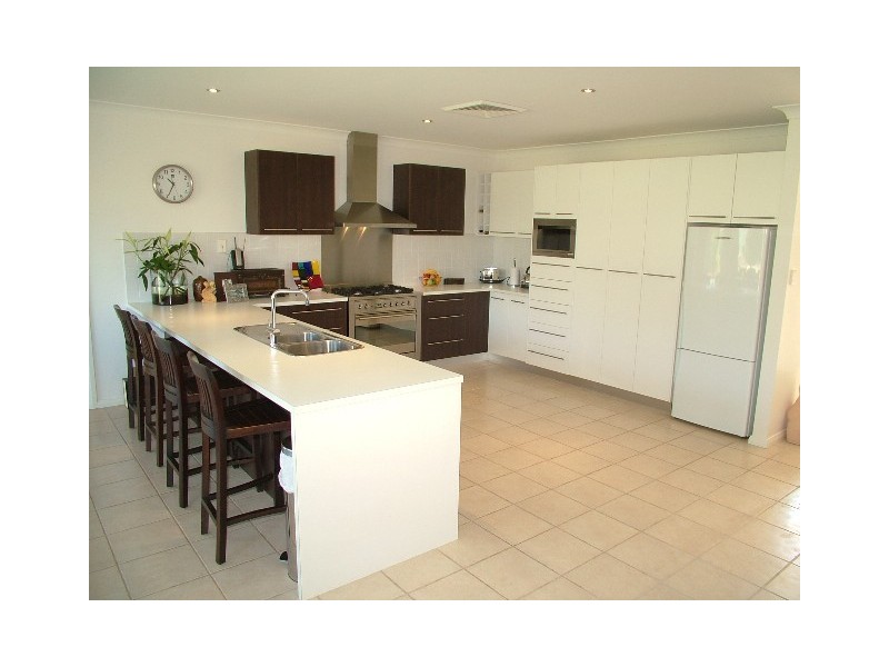 21 Carnoustie Drive, Dubbo NSW 2830