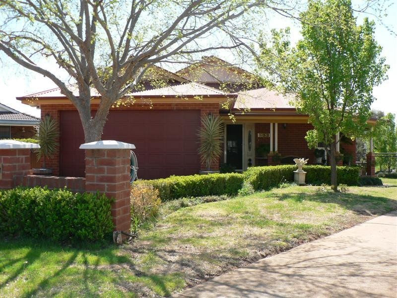 10 Loane Place, Dubbo NSW 2830