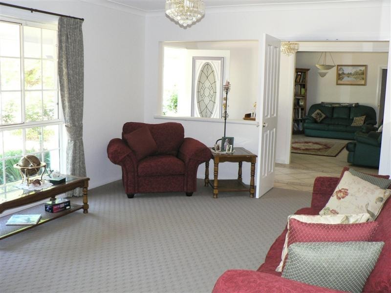 6 Araluen Way, Dubbo NSW 2830