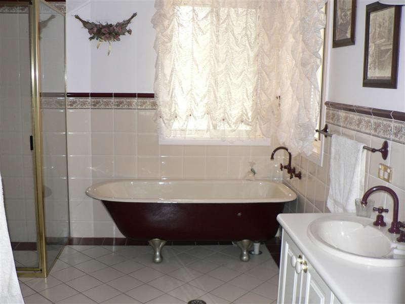 6 Araluen Way, Dubbo NSW 2830