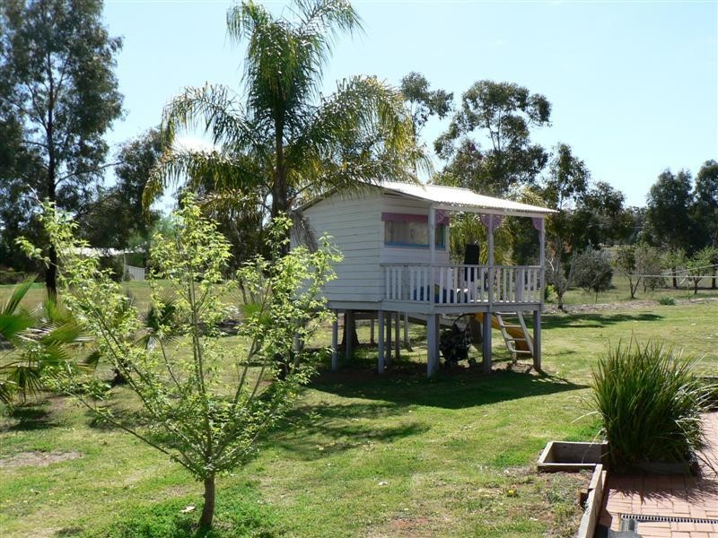 6 Araluen Way, Dubbo NSW 2830