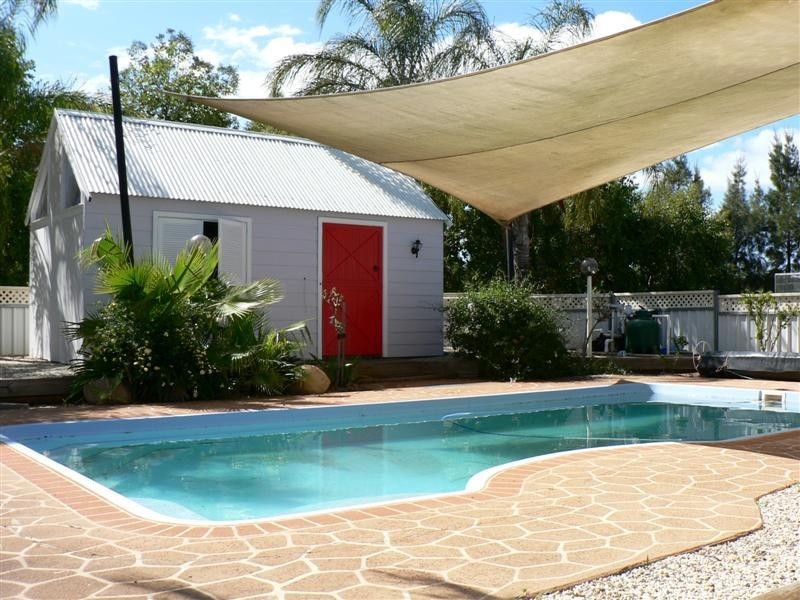 6 Araluen Way, Dubbo NSW 2830