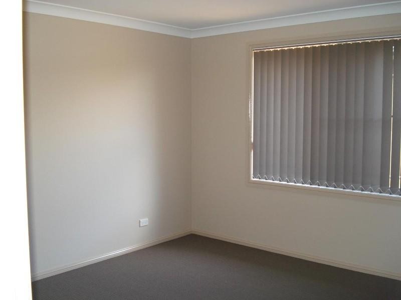 2B Thornett Place, Dubbo NSW 2830