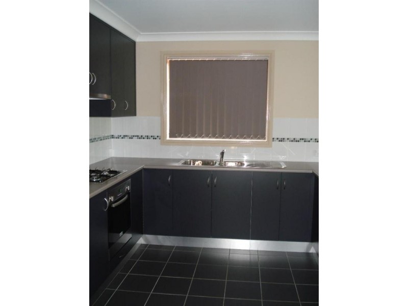 2B Thornett Place, Dubbo NSW 2830