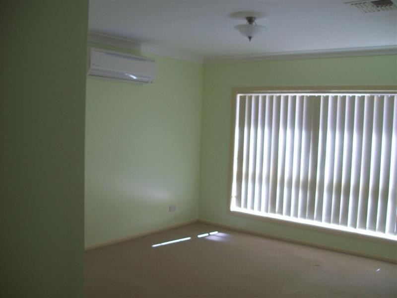 9 Gregory Court, Dubbo NSW 2830