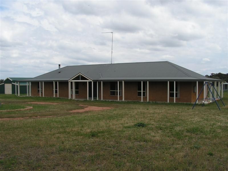 37R Debeaufort Drive, Dubbo NSW 2830