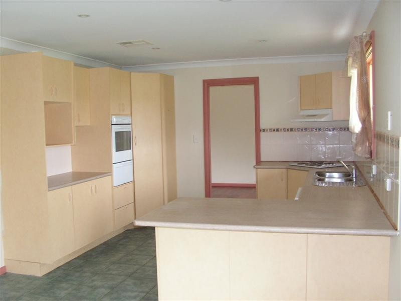 37R Debeaufort Drive, Dubbo NSW 2830