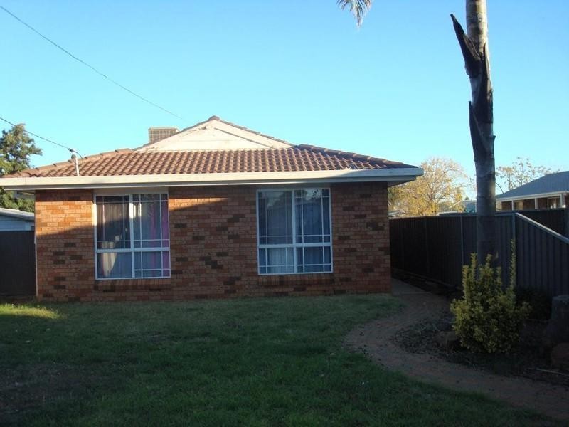 20 Spence Street, Dubbo NSW 2830