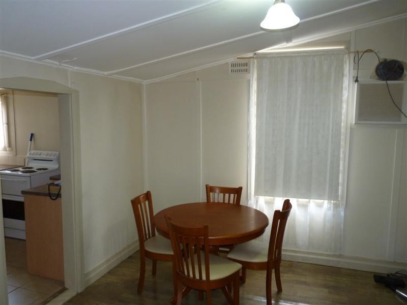 22 Merilba Street, Narromine NSW 2821