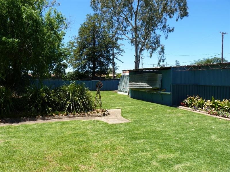 53 Alagalah Street, Narromine NSW 2821