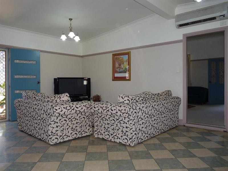 53 Alagalah Street, Narromine NSW 2821