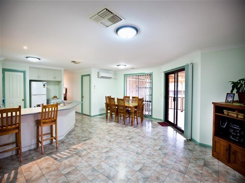 18 Ronald Street, Dubbo NSW 2830