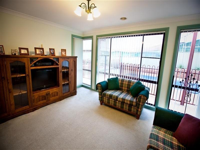 18 Ronald Street, Dubbo NSW 2830