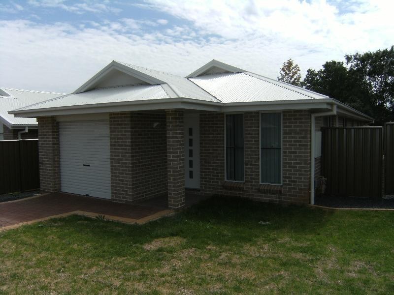 6B Thornett Place, Dubbo NSW 2830
