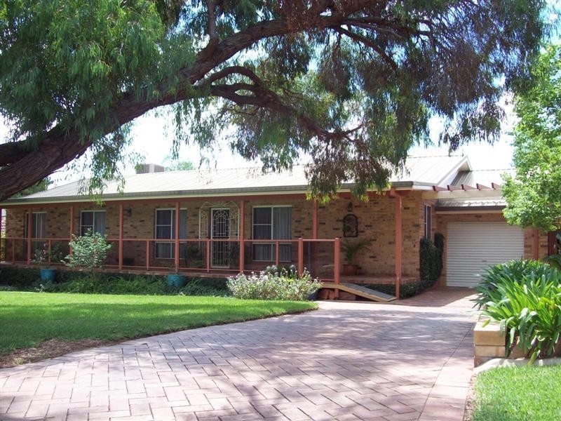 10 Bell Avenue, Dubbo NSW 2830
