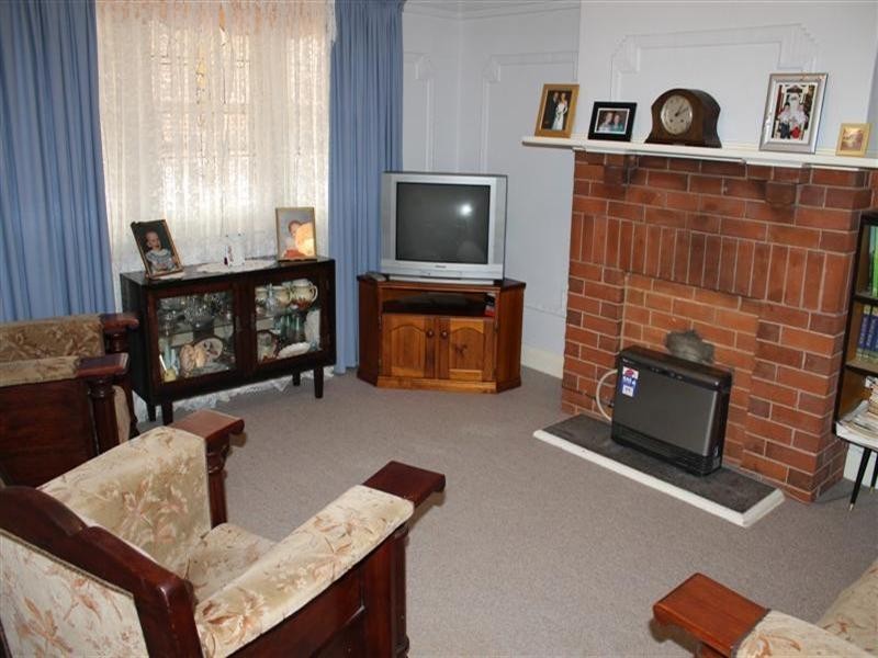 124 Bultje Street, Dubbo NSW 2830