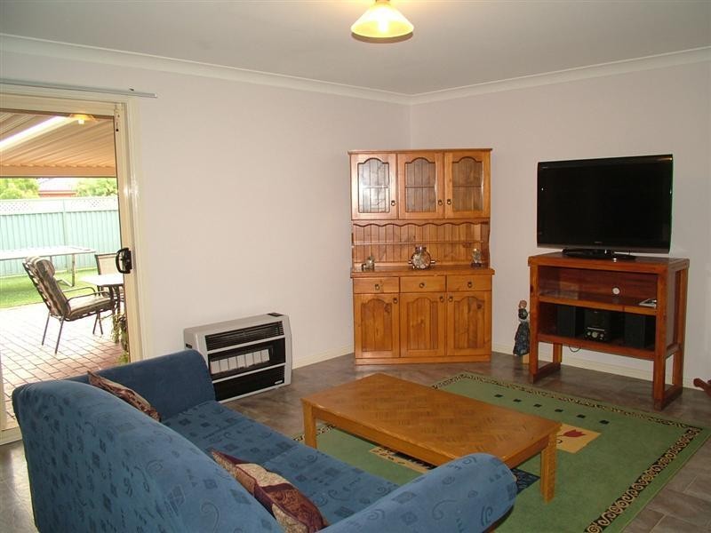 6 Castlereagh Avenue, Dubbo NSW 2830