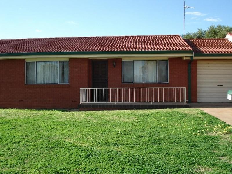 12C Cunningham Street, Dubbo NSW 2830