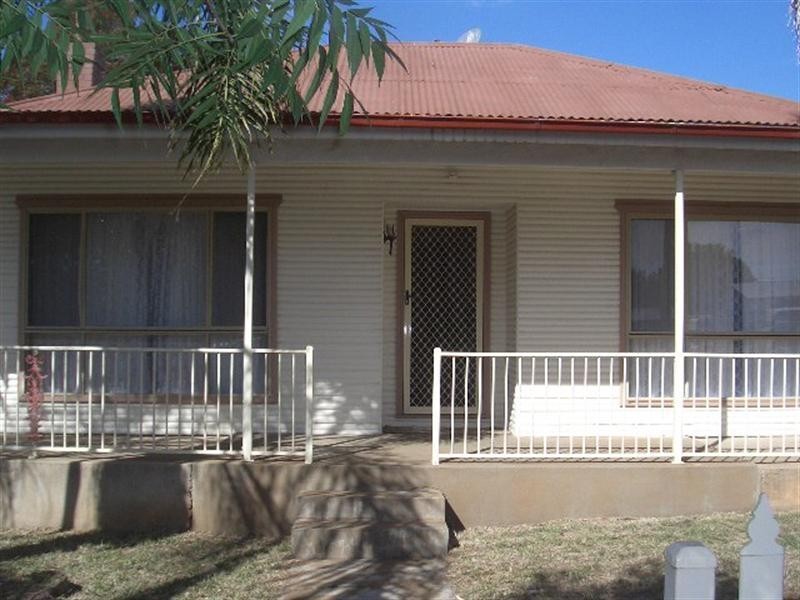 38 Young Street, Dubbo NSW 2830