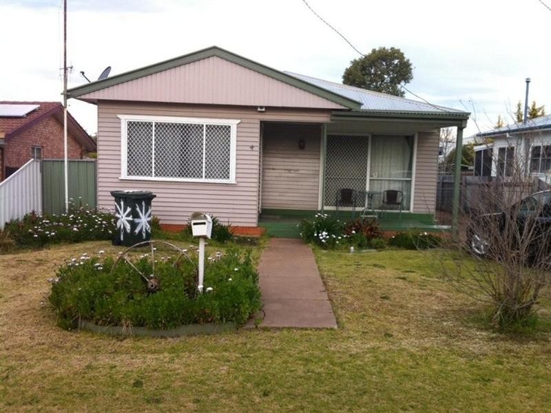 4 North Street, Dubbo NSW 2830