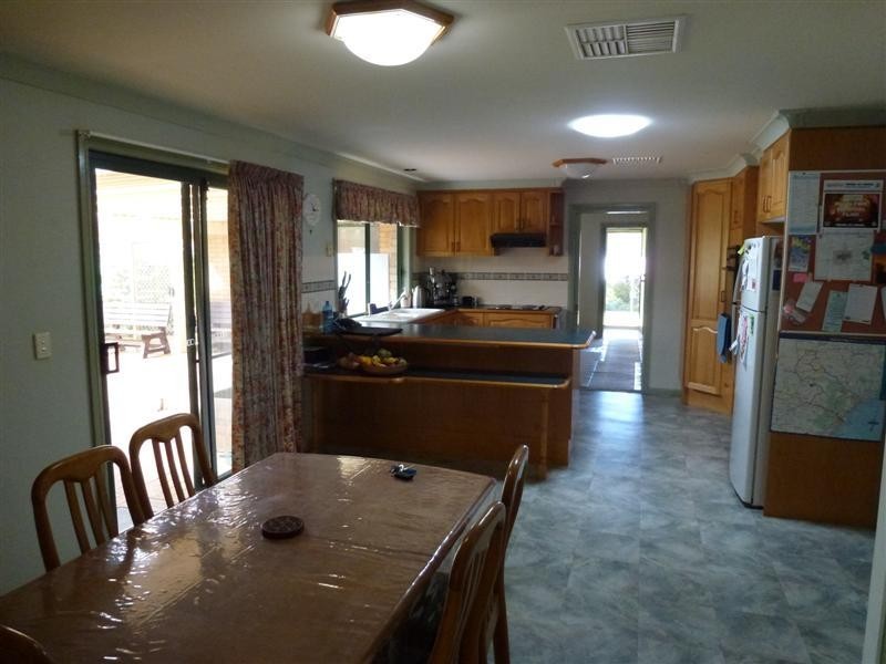 2R Winbar Road, Dubbo NSW 2830