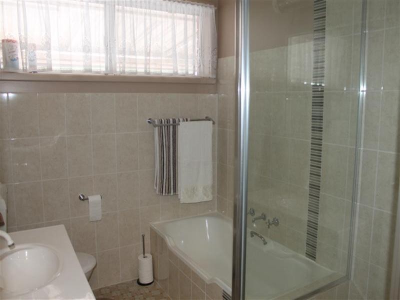 6 Caroline Street, Dubbo NSW 2830