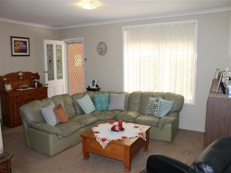 6 Caroline Street, Dubbo NSW 2830