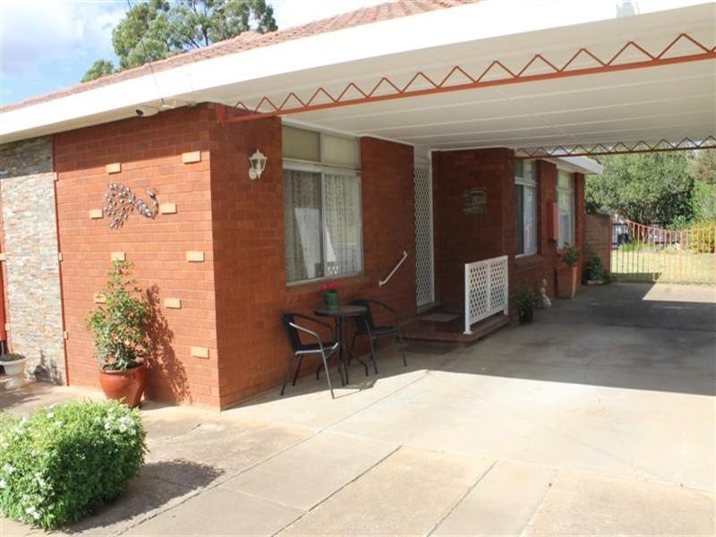 6 Caroline Street, Dubbo NSW 2830