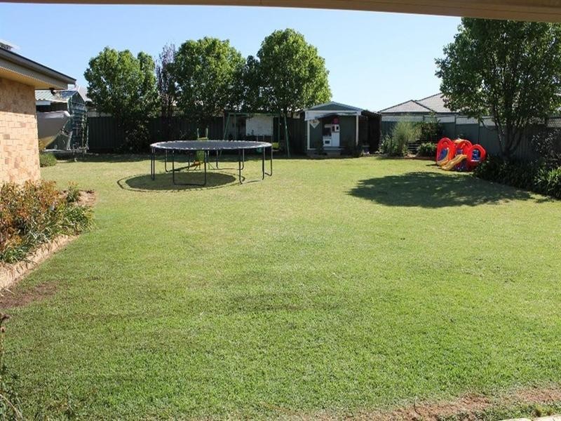 45 St Andrews Drive, Dubbo NSW 2830